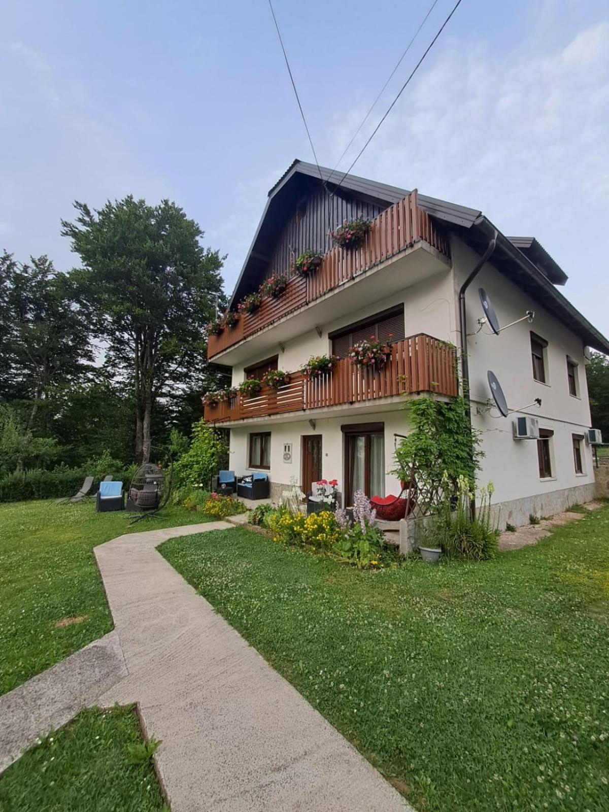 Tomljanovic Hotel Plitvička Jezera Екстериор снимка